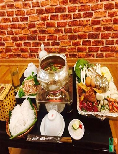 Trang trí phòng ngủ khách sạn hiện đại với giấy dán tường giả gạch H6033-2S